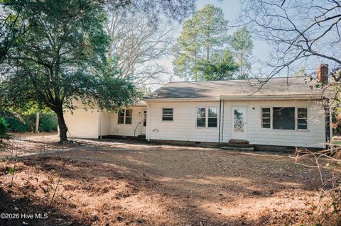 Photo of 2377 Lyon Landing Road, Elizabethtown, NC 28337 (MLS # 100548154)