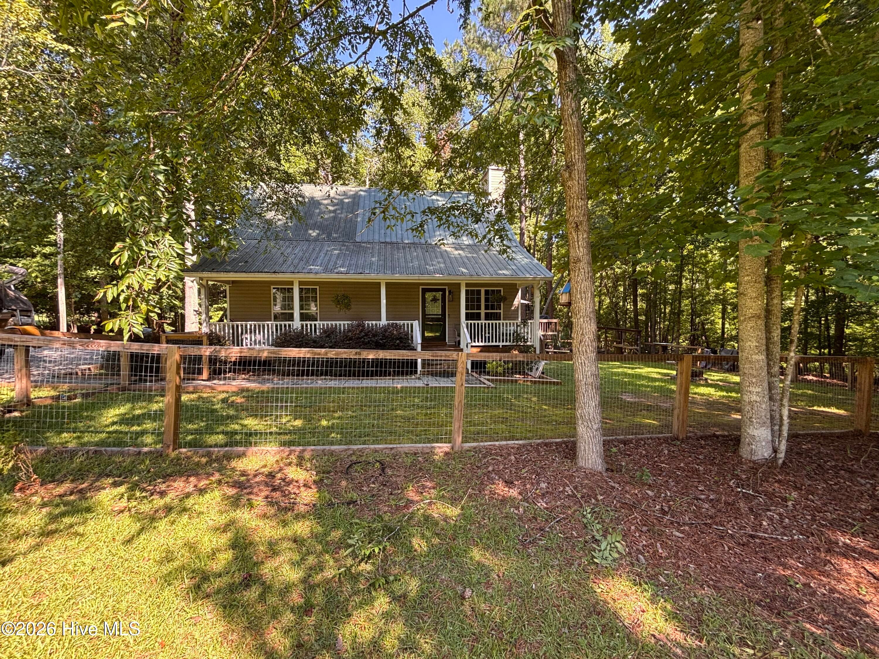 1442 Shore Line Drive