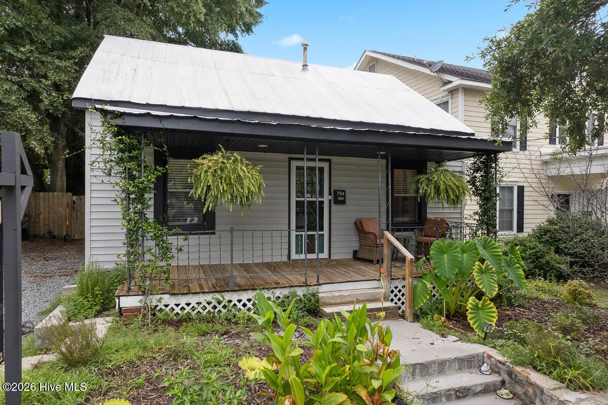 704 S 3rd Street