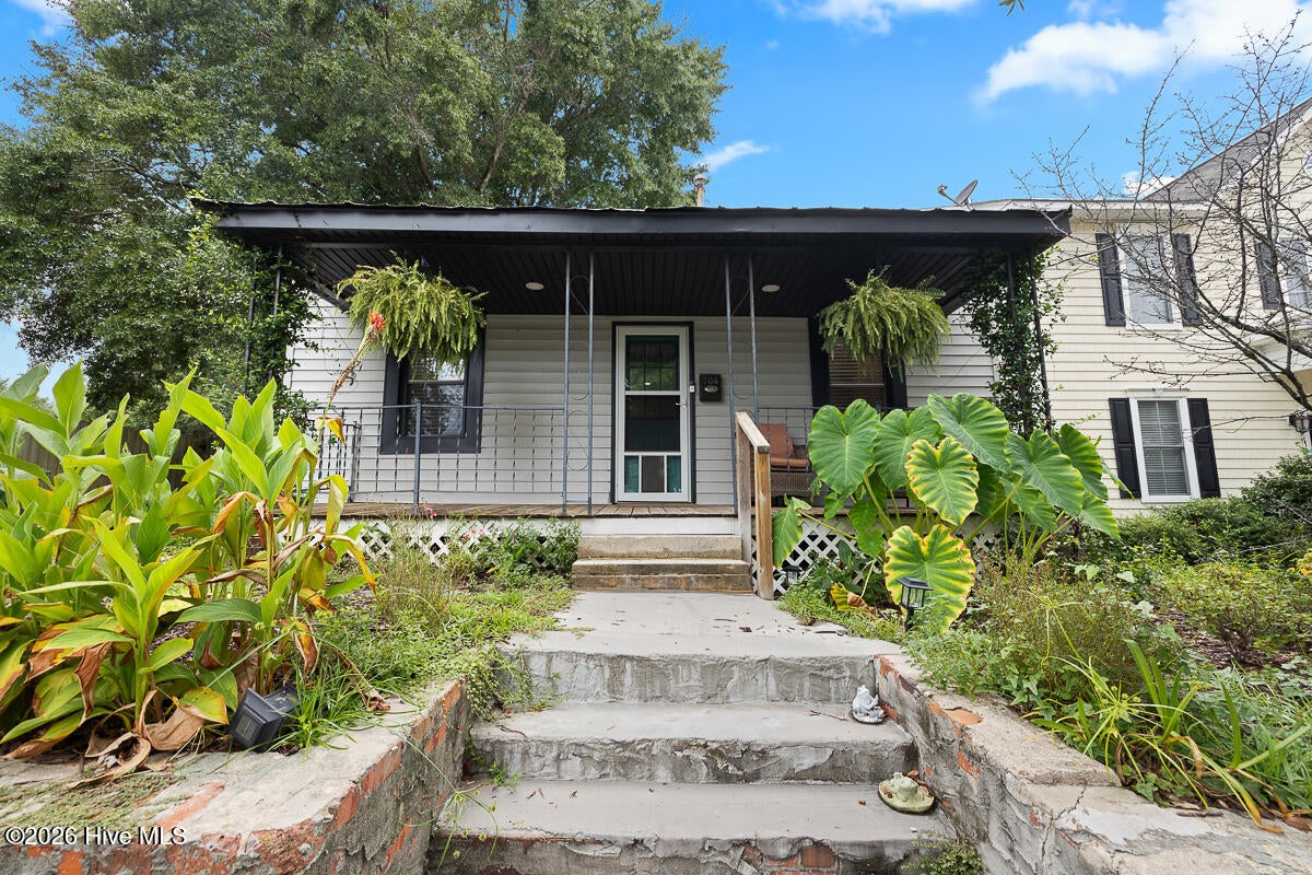 704 S 3rd Street