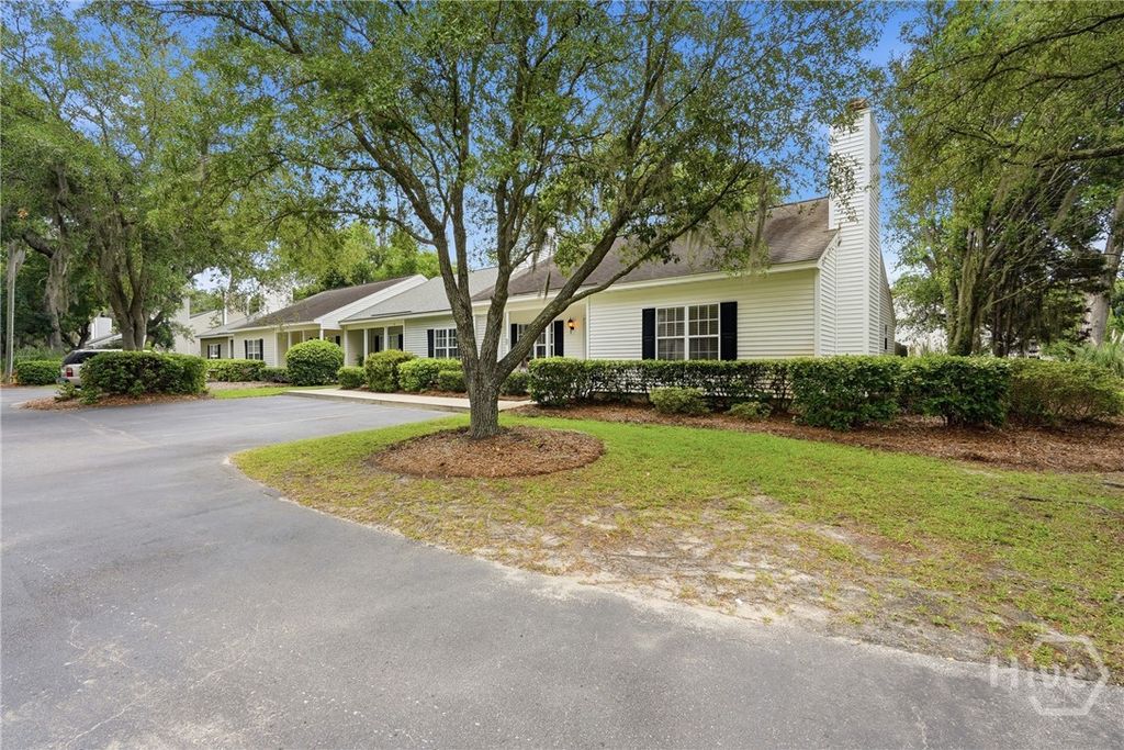 Photo of 16 Olde Towne Place Drive, Savannah, GA 31410 (MLS # SA358261)