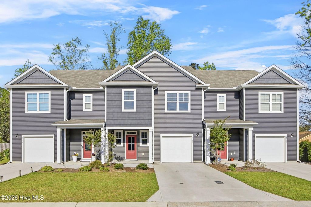 Photo of 4708 Oyster Reef Run #13, Wilmington, NC 28405 (MLS # 100566602)