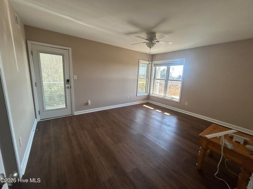 Photo of 9111 Riverview Drive, New Bern, NC 28560 (MLS # 100547179)