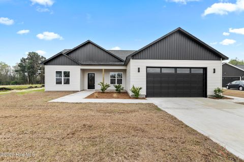 418 Wade Drive Richlands NC 28574