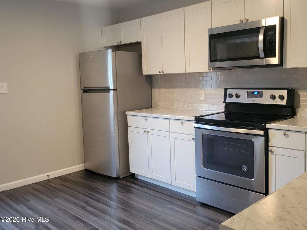 Photo of 1209 Pueblo Drive, Jacksonville, NC 28546 (MLS # 100578078)