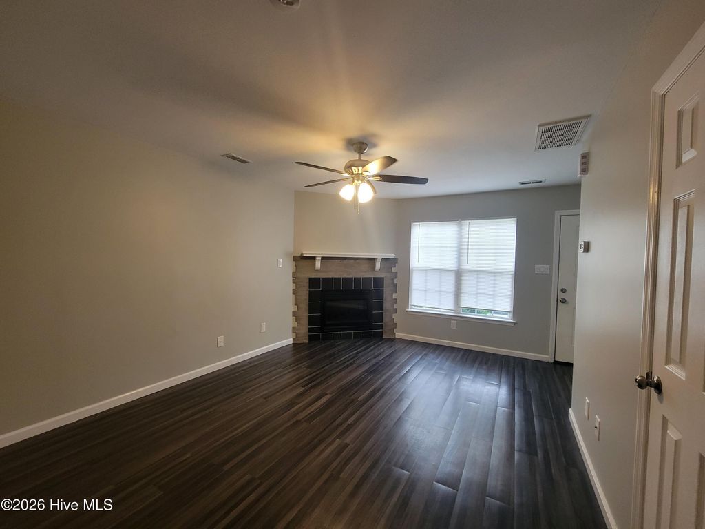 Photo of 1209 Pueblo Drive, Jacksonville, NC 28546 (MLS # 100578078)