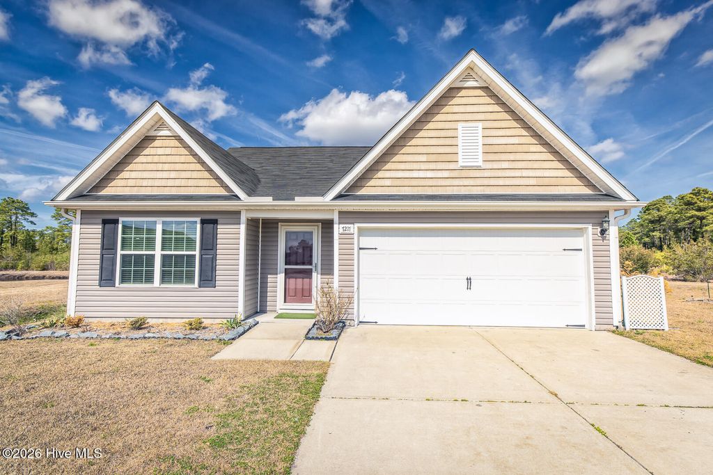 Photo of 7217 Cameron Trace Drive, Wilmington, NC 28411 (MLS # 100558342)