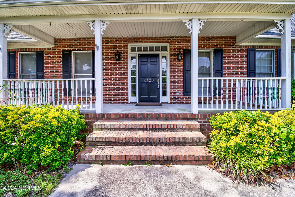 Photo of 3128 Braemar Lane, Wilmington, NC 28409 (MLS # 100560204)