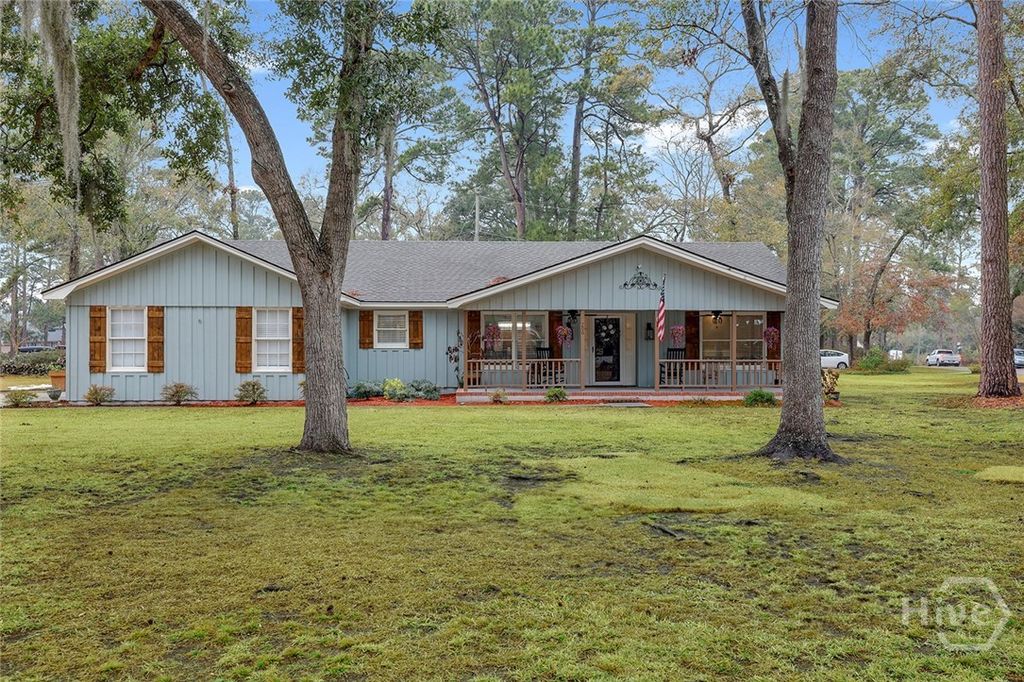 Photo of 206 Hillary Road, Savannah, GA 31410 (MLS # SA349403)