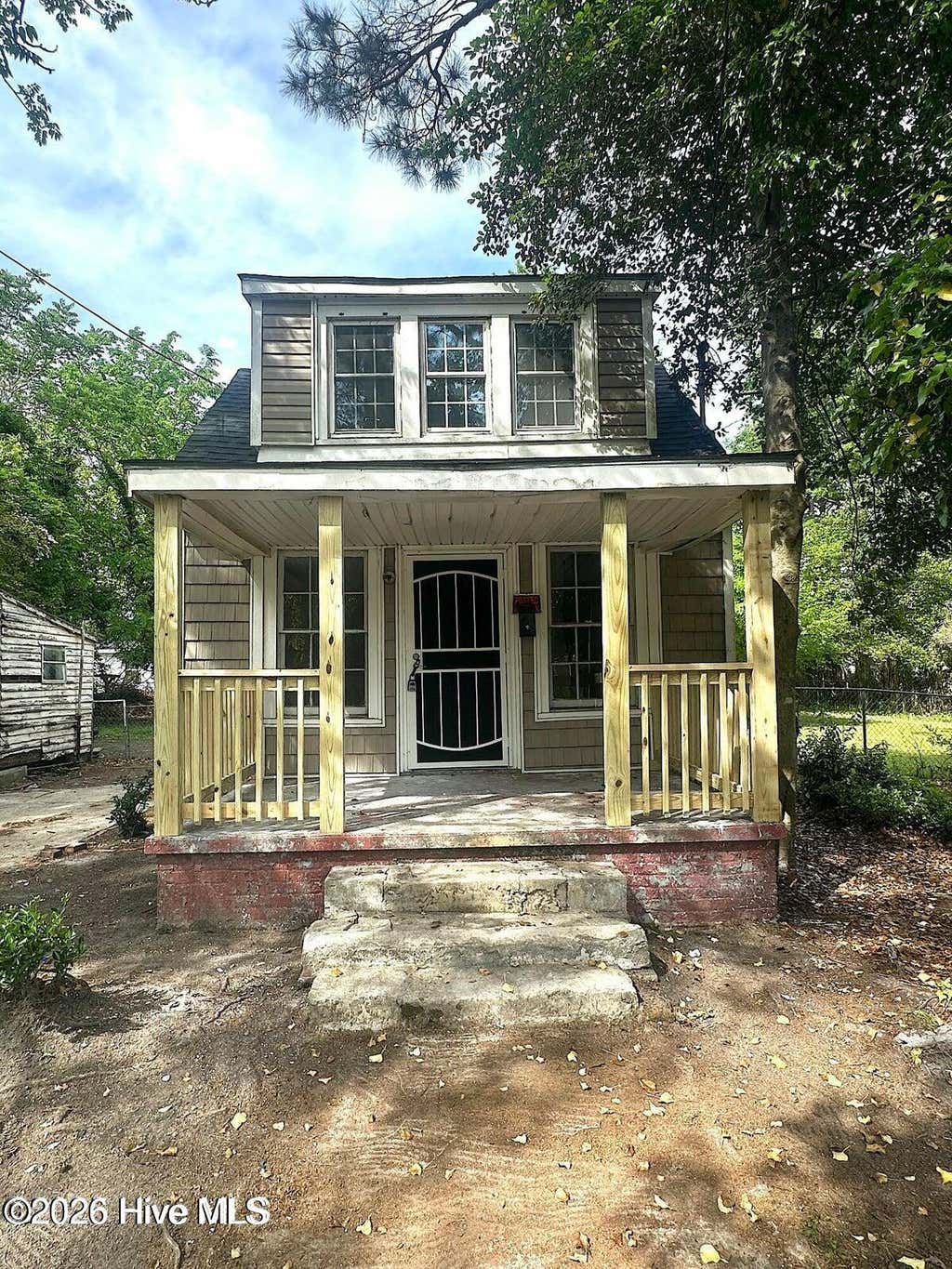 Photo of 505 Green Street E, Wilson, NC 27893 (MLS # 100585370)
