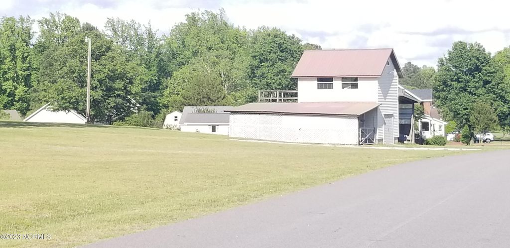 Photo of 12 White Oak Drive, Williamston, NC 27892 (MLS # 100381817)