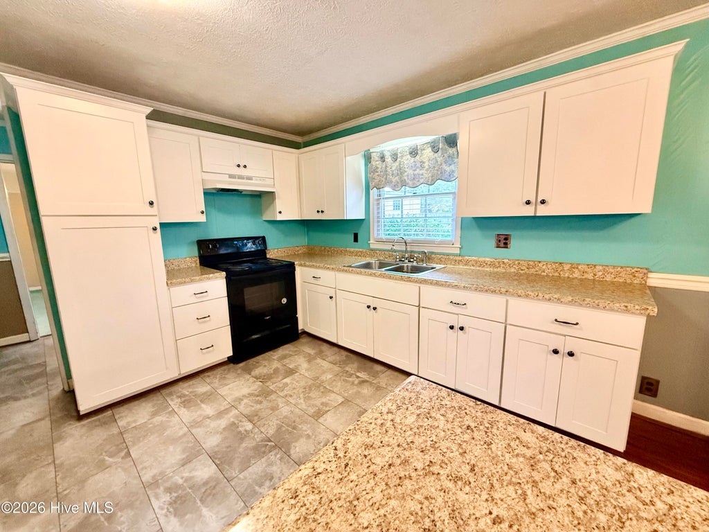 Photo of 708 Sycamore Lane, Rockingham, NC 28379 (MLS # 100613506)