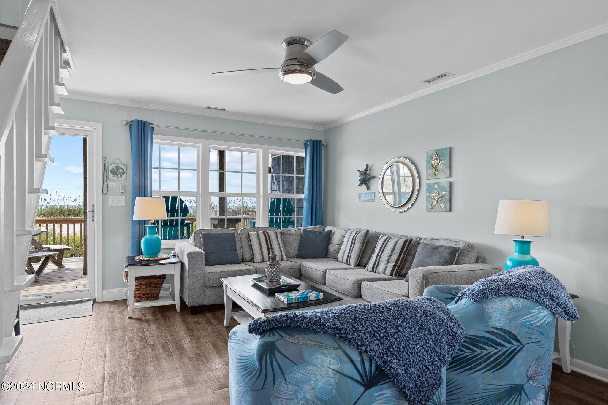 5213 Ocean Drive E&W