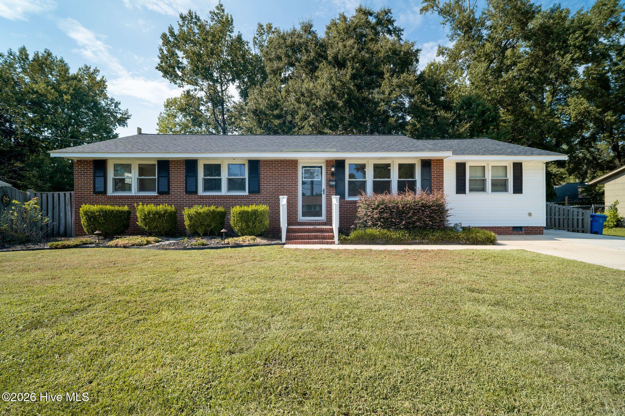 809 Gardenview Drive
