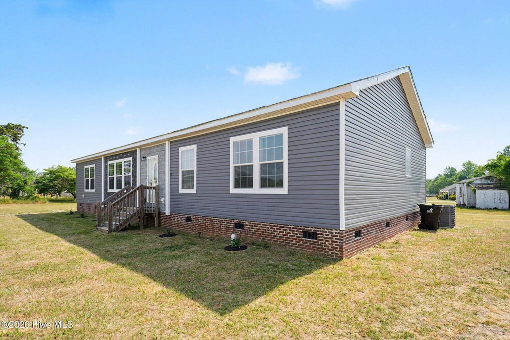 Photo of 107 Cottonwood Court, Kenly, NC 27542 (MLS # 100575418)