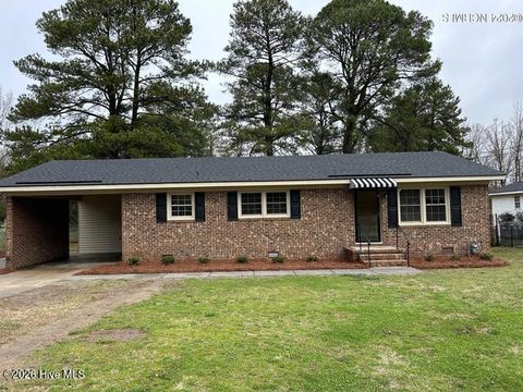Photo of 5419 Lakehaven Court, Wilson, NC 27896 (MLS # 100559568)