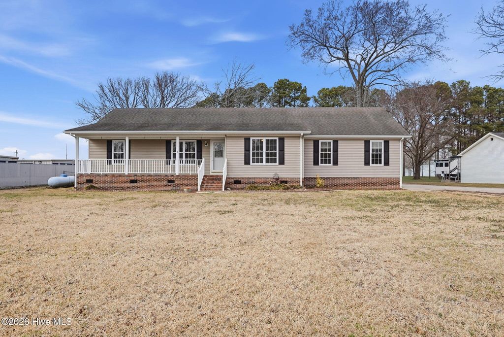 Photo of 1000 Crosswinds Drive, Elizabeth City, NC 27909 (MLS # 100556934)
