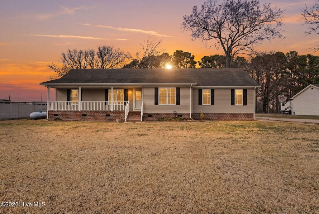 Photo of 1000 Crosswinds Drive, Elizabeth City, NC 27909 (MLS # 100556934)