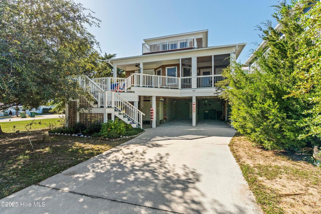 Photo of 642 S Fourth Avenue S, Kure Beach, NC 28449 (MLS # 100535794)