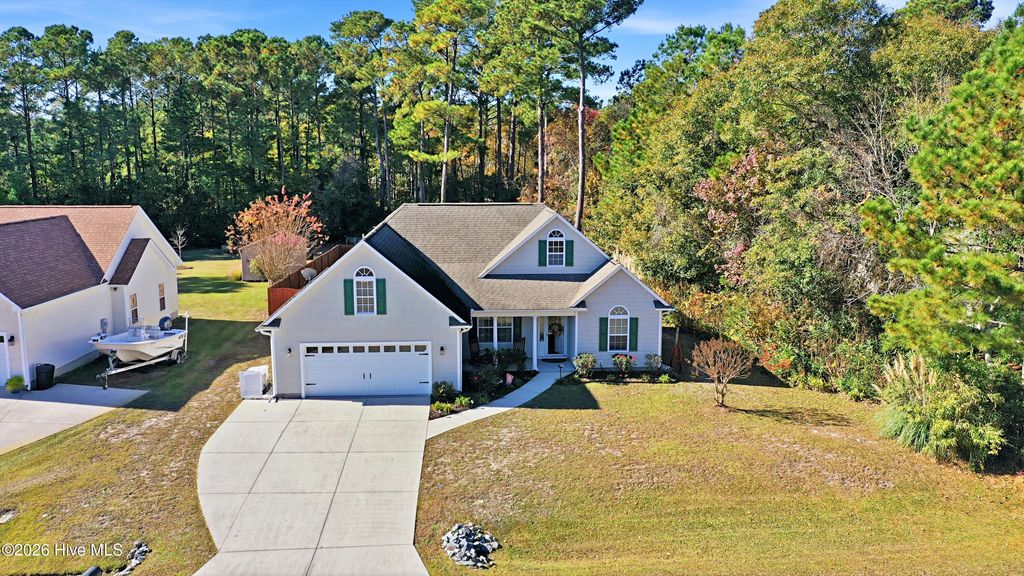Photo of 408 N Belvedere Drive, Hampstead, NC 28443 (MLS # 100549183)
