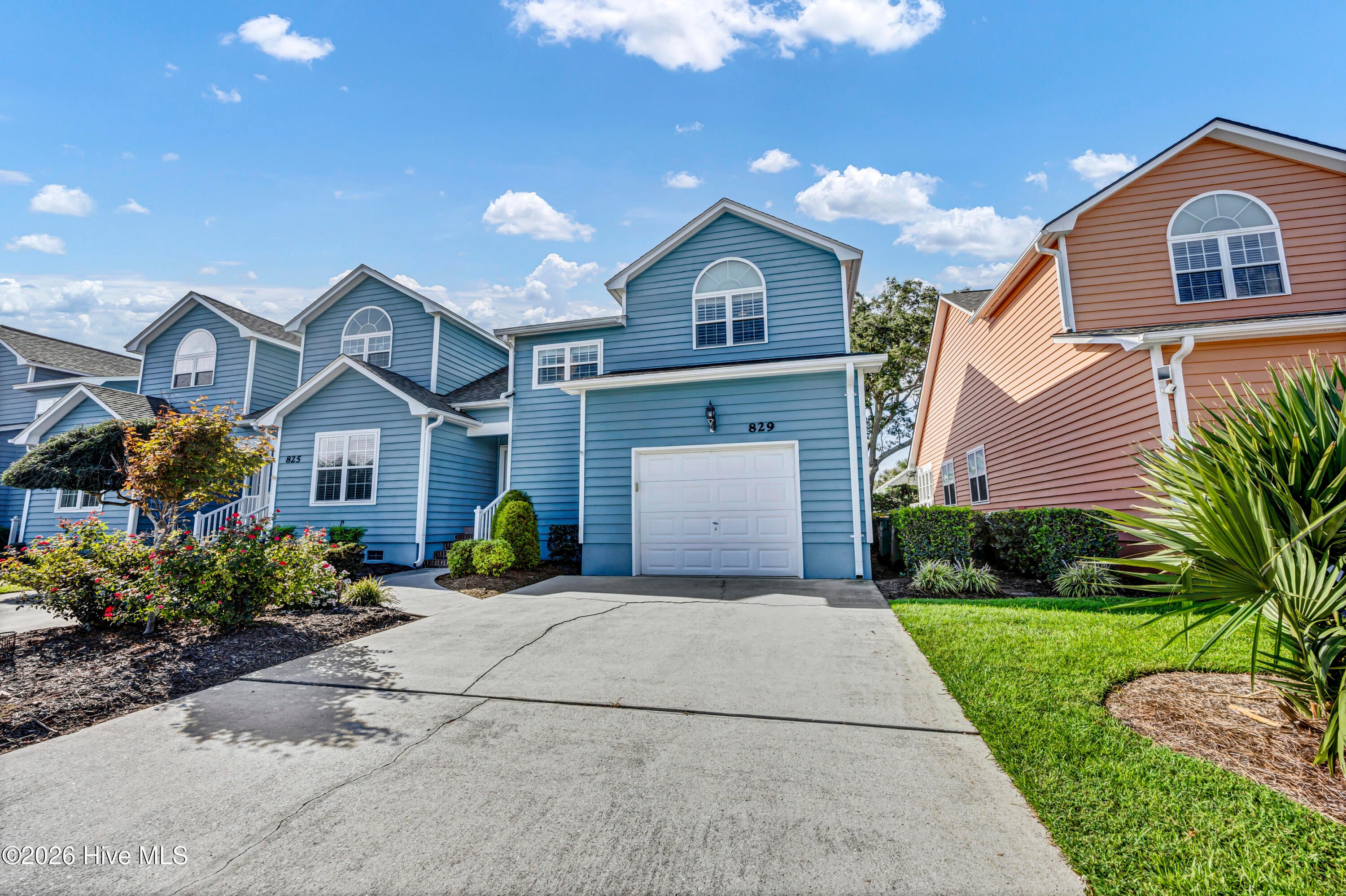 829 Sloop Pointe Lane