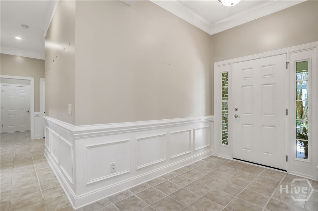 1101 River Oaks Drive