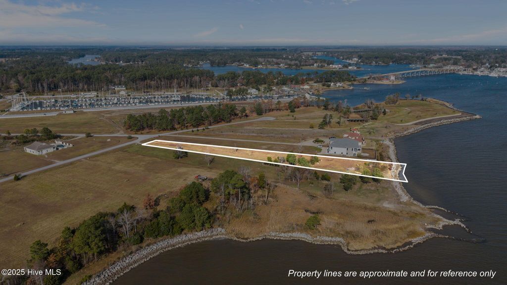 Photo of 15 Wind Lake Road S, Oriental, NC 28571 (MLS # 100543441)