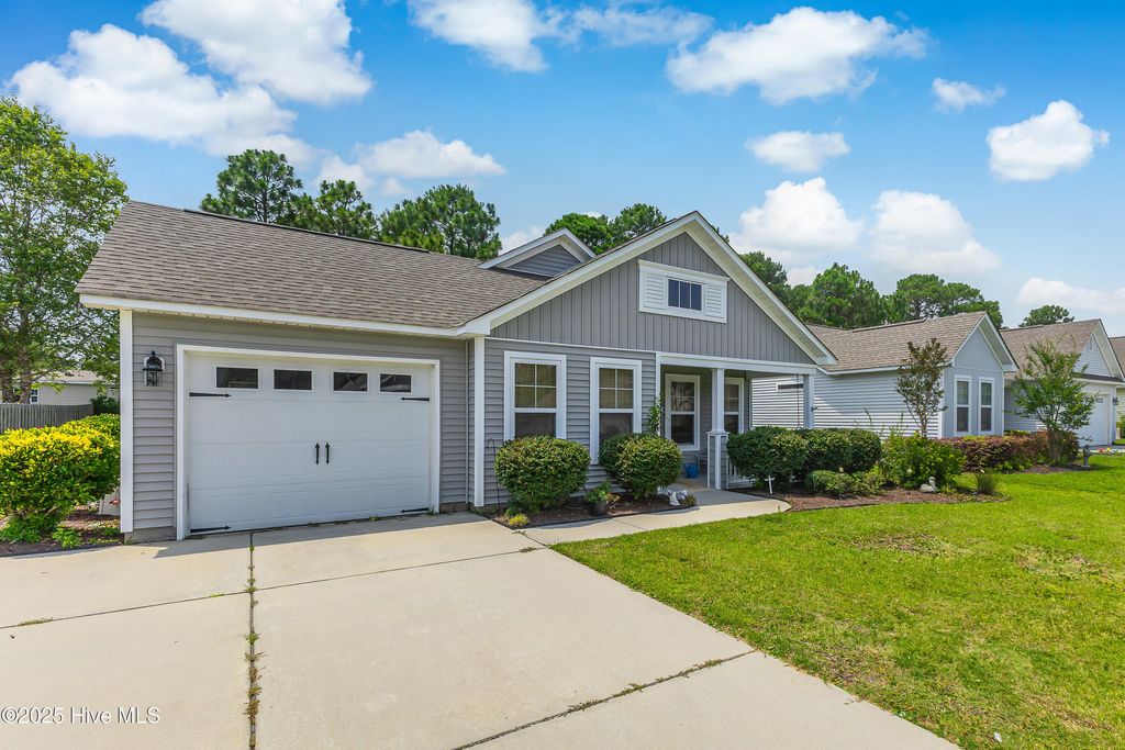 Photo of 4224 Cherry Laurel Lane SE, Southport, NC 28461 (MLS # 100516362)