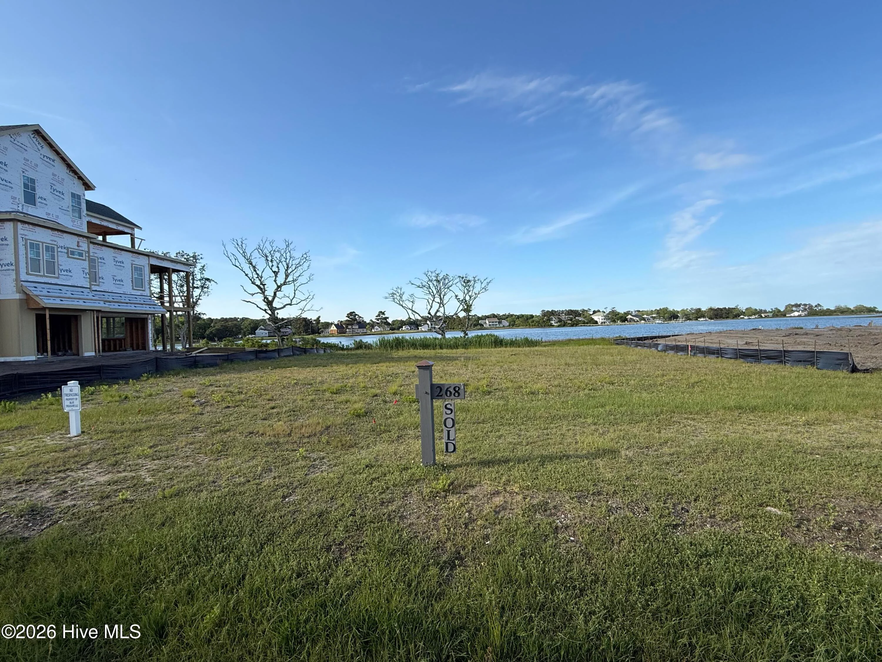564 Sheldrake Court