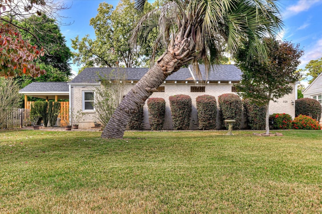 Photo of 1121 Magnolia Drive, Augusta, GA 30904 (MLS # 100613472)