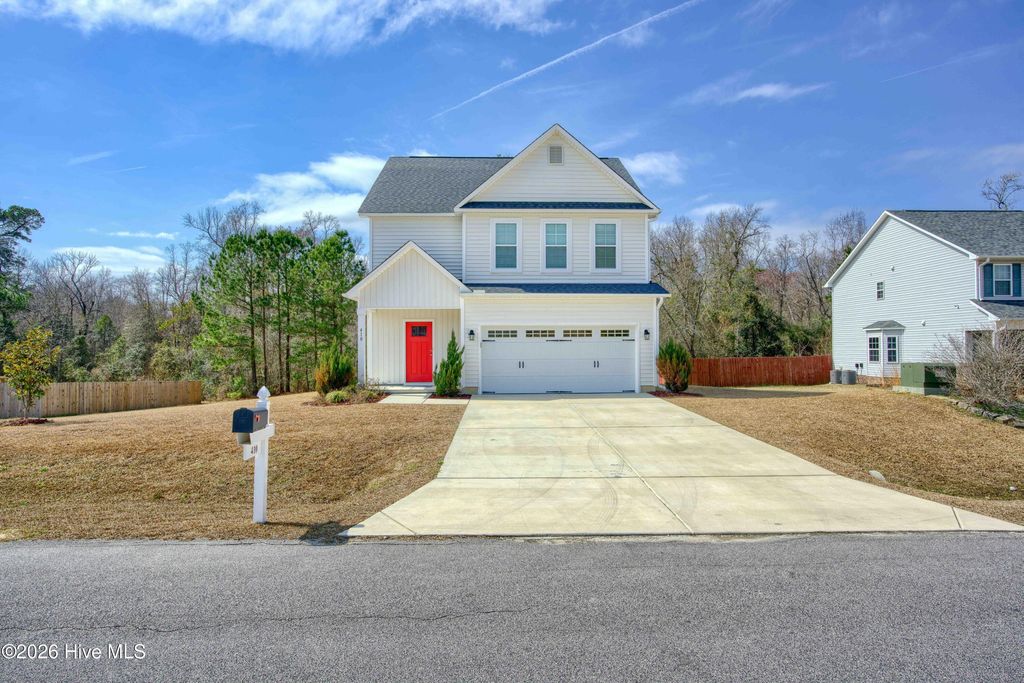 Photo of 410 Sundown Court, Hubert, NC 28539 (MLS # 100557934)