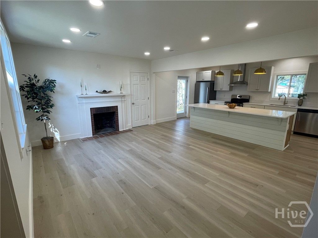 Photo of 1510 E 49th Street, Savannah, GA 31404 (MLS # SA350630)