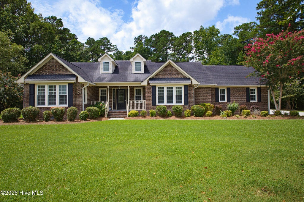 Photo of 867 Lynchburg Drive, Jacksonville, NC 28546 (MLS # 100610387)