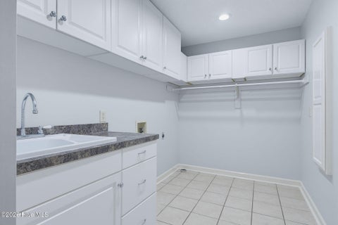 Tiny photo for 867 Lynchburg Drive, Jacksonville, NC 28546 (MLS # 100610387)