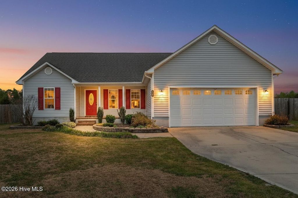Photo of 127 Killis Boulevard, Richlands, NC 28574 (MLS # 100563999)