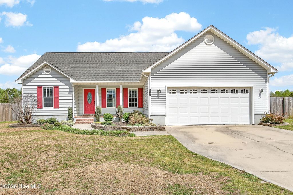 Photo of 127 Killis Boulevard, Richlands, NC 28574 (MLS # 100563999)