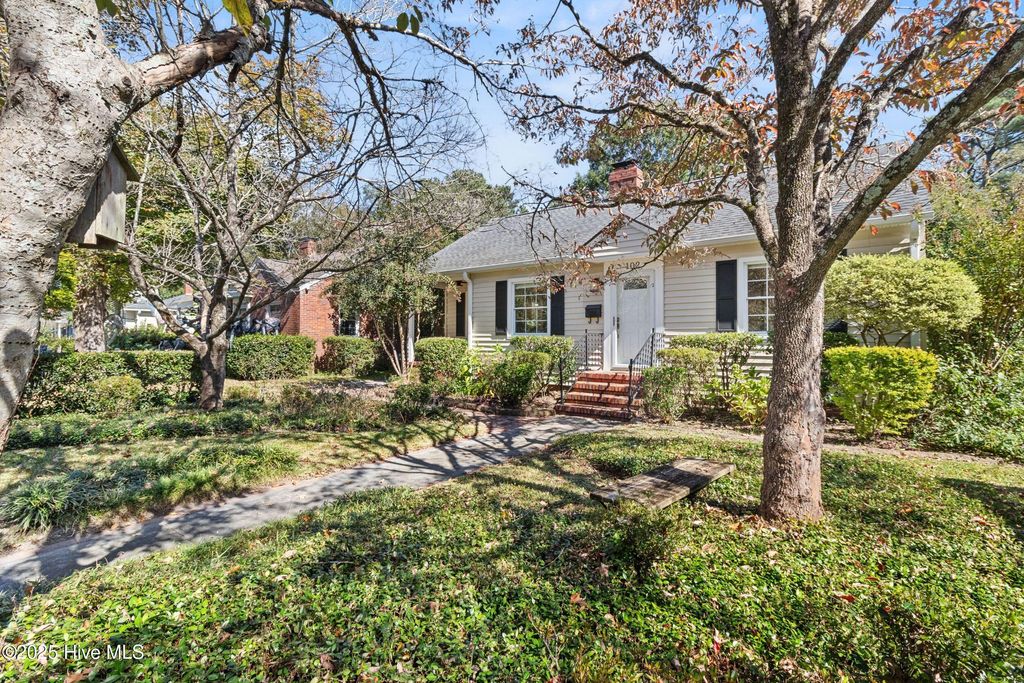 Photo of 102 N 25th Street, Wilmington, NC 28405 (MLS # 100538519)