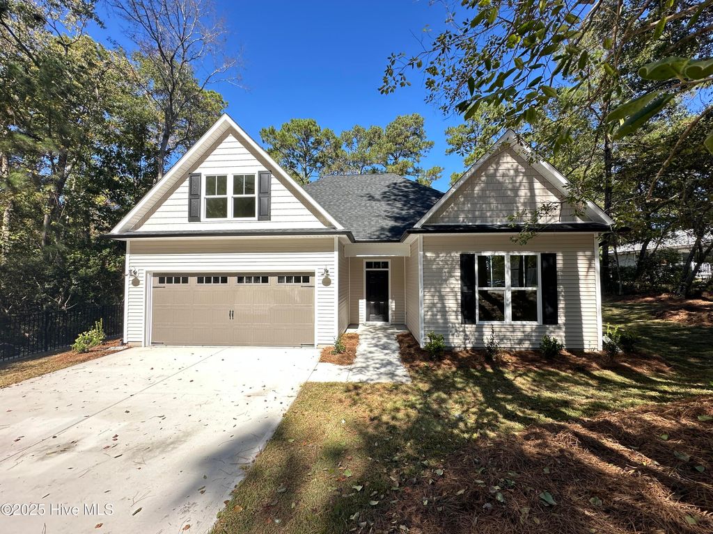 Photo of 3188 Oak Drive SW, Shallotte, NC 28470 (MLS # 100512844)