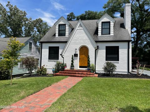 Photo of 1935 Monroe Street, Wilmington, NC 28401 (MLS # 100572561)
