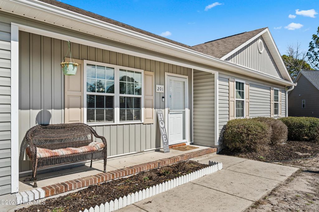 Photo of 201 Michel Court, Hubert, NC 28539 (MLS # 100558197)