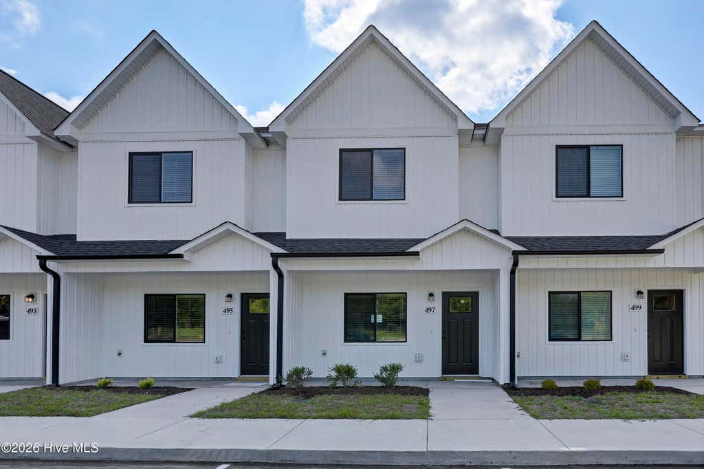 Photo of 407 Blue Bluff Lane, Jacksonville, NC 28540 (MLS # 100591780)