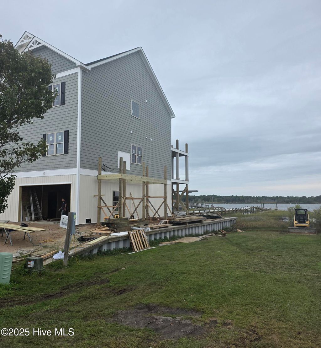 Photo of 157 Big Hammock Point Road, Sneads Ferry, NC 28460 (MLS # 100535825)