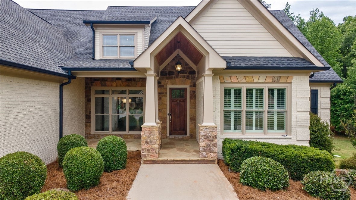 2221 Gentry Lane