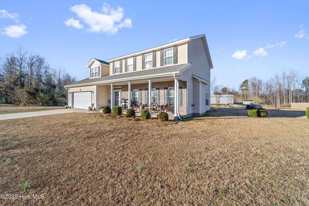 Photo of 501 Sunset Strip, Jacksonville, NC 28540 (MLS # 100546959)