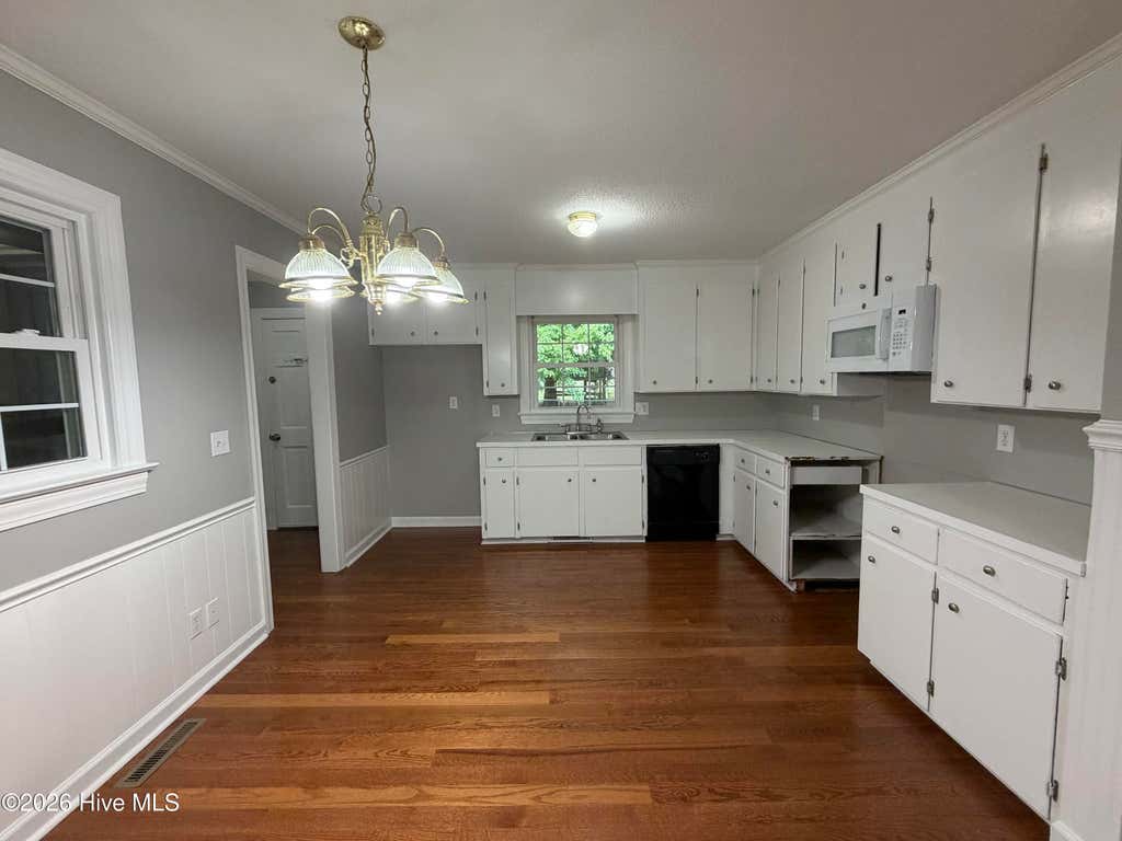 Photo of 2010 Westwood Drive, Kinston, NC 28504 (MLS # 100598190)