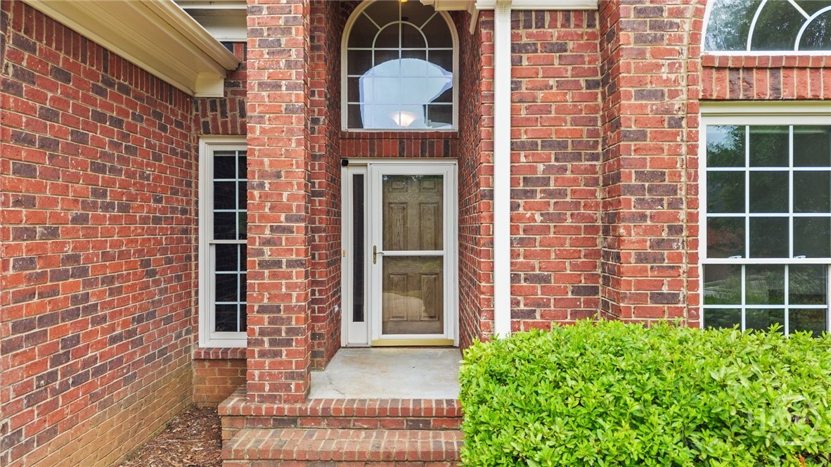312 Ashbrook Lane