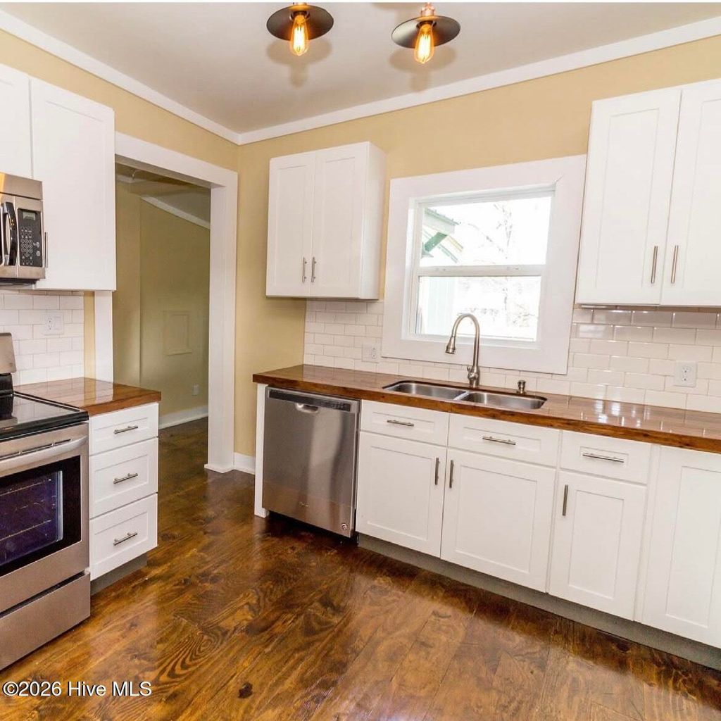 Photo of 1205 Grace Street, Wilmington, NC 28401 (MLS # 100551757)