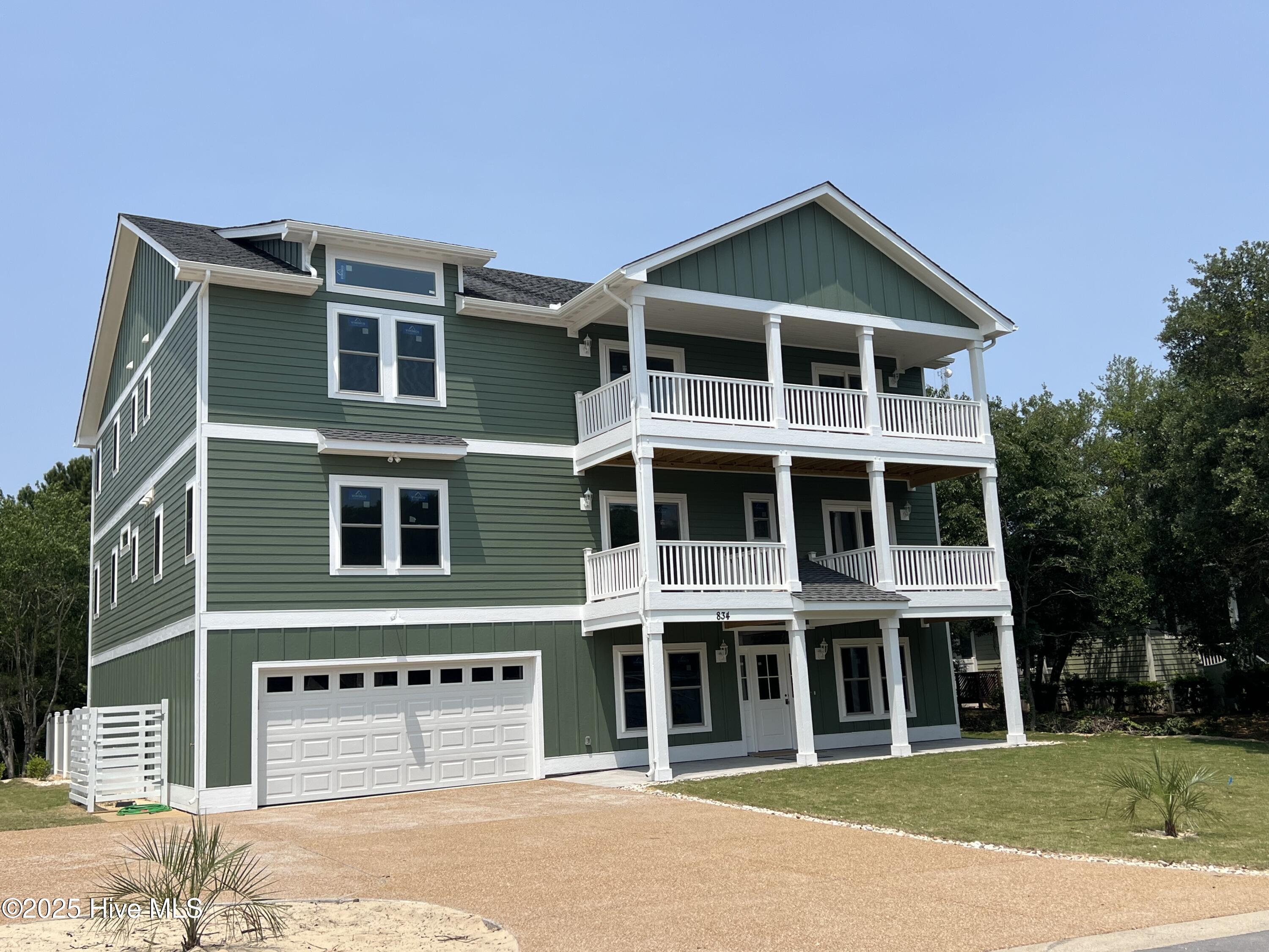 834 Hunt Club Drive