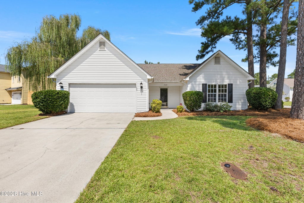 Photo of 1024 Winterberry Circle, Leland, NC 28451 (MLS # 100601343)