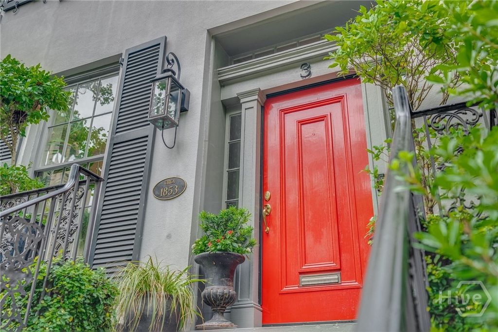 Photo of 3 E Gordon Street, Savannah, GA 31401 (MLS # SA338925)